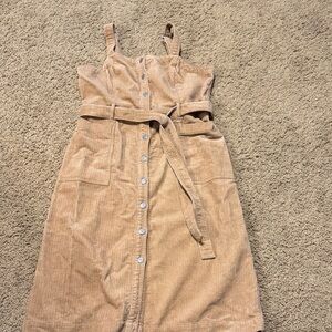 Levi women’s size large Tan Corduroy Button-Down Dress